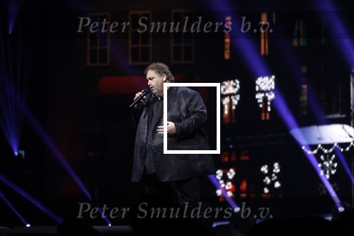 Amsterdam 14 april 2018
Heel holland zingt Hazes in het ziggo dome met oa Andre Hazes Jr Jeroen v d Boom Xander de Buisonje Roxeanne Hazes (zwanger) Peter Beense Trijntje Oosterhuis Danny de Munk Silver Metz en Barry Hay.