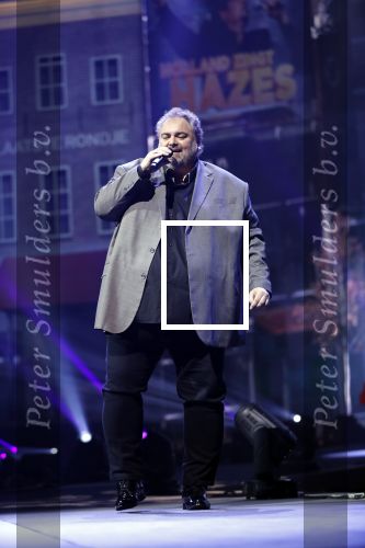 Amsterdam 14 april 2018
Heel holland zingt Hazes in het ziggo dome met oa Andre Hazes Jr Jeroen v d Boom Xander de Buisonje Roxeanne Hazes (zwanger) Peter Beense Trijntje Oosterhuis Danny de Munk Silver Metz en Barry Hay.