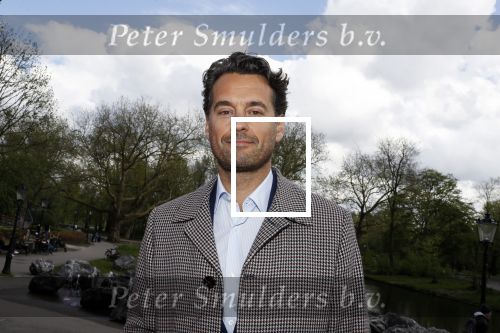 Amsterdam 25 september 2018
Presentatie lâ€™Homo van het blad Linda in Hotel Arena. Linda de Mol reikt het eerste exemplaar uit aan Erwin Olaf Hans v Manen en Hans Klok . Rik v d Westelaken