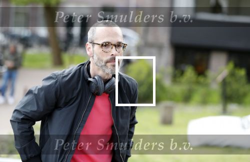 Amsterdam 25 september 2018
Presentatie lâ€™Homo van het blad Linda in Hotel Arena. Linda de Mol reikt het eerste exemplaar uit aan Erwin Olaf Hans v Manen en Hans Klok . Rolf Snoeren