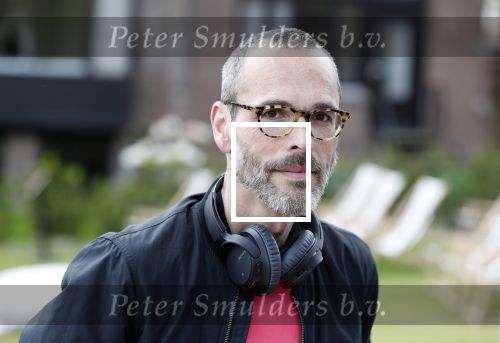 Amsterdam 25 september 2018
Presentatie lâ€™Homo van het blad Linda in Hotel Arena. Linda de Mol reikt het eerste exemplaar uit aan Erwin Olaf Hans v Manen en Hans Klok . Rolf Snoeren