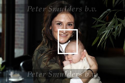 Amsterdam 16 april 2018
Boekpresentatie Fajah Lourens in het conservatorium Hotel. Saar Koningsberger met baby