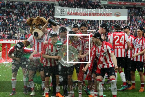 Eindhoven, 15 April 2018
PSV-AJAX, eindstand 3-0 en Landskampioen Seizoen 2017-2018
Santiago Arias