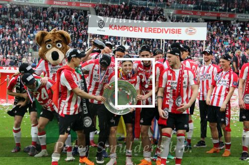 Eindhoven, 15 April 2018
PSV-AJAX, eindstand 3-0 en Landskampioen Seizoen 2017-2018
Santiago Arias