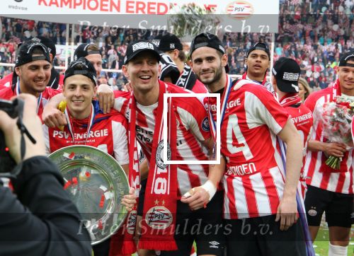 Eindhoven, 15 April 2018
PSV-AJAX, eindstand 3-0 en Landskampioen Seizoen 2017-2018
Santiago Arias