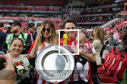Eindhoven, 15 April 2018
PSV-AJAX, eindstand 3-0 en Landskampioen Seizoen 2017-2018
Santiago Arias