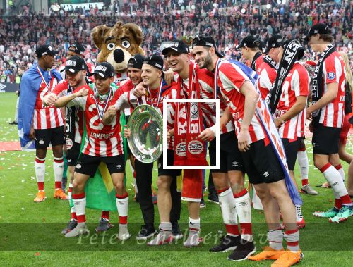 Eindhoven, 15 April 2018
PSV-AJAX, eindstand 3-0 en Landskampioen Seizoen 2017-2018
Santiago Arias