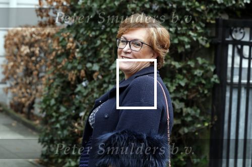 Hamburg 13 april 2018
Sylvie Meis viert haar 40e verjaardag oa met haar vader en moeder en haar broer Daniel. Ze gingen smiddags lunchen in Restaurant Daniel en s avonds was het feest in hotel Radisson Blue in Hamburg. Medium Sarina Bruens