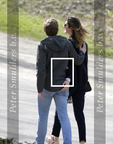 Amsterdam 7 april 2018
Sjoerd v Ramshorst met zijn nieuwe vriendin in het vondelpark