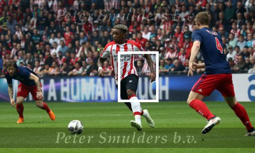Eindhoven, 15 April 2018
PSV-AJAX, eindstand 3-0 en Landskampioen Seizoen 2017-2018
Steven Bergwijn