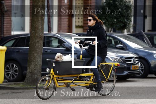 Amsterdam 7 april 2018
Susan Visser met vriendin en hondje in het Vondelpark