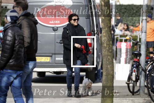 Amsterdam 7 april 2018
Susan Visser met vriendin en hondje in het Vondelpark