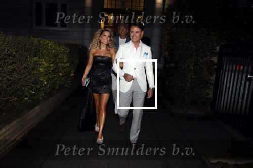 Hamburg 13 april 2018
Sylvie Meis viert haar 40e verjaardag oa met haar vader en moeder en haar broer Daniel. Ze gingen smiddags lunchen in Restaurant Daniel en s avonds was het feest in hotel Radisson Blue in Hamburg.