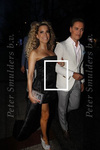Hamburg 13 april 2018
Sylvie Meis viert haar 40e verjaardag oa met haar vader en moeder en haar broer Daniel. Ze gingen smiddags lunchen in Restaurant Daniel en s avonds was het feest in hotel Radisson Blue in Hamburg.