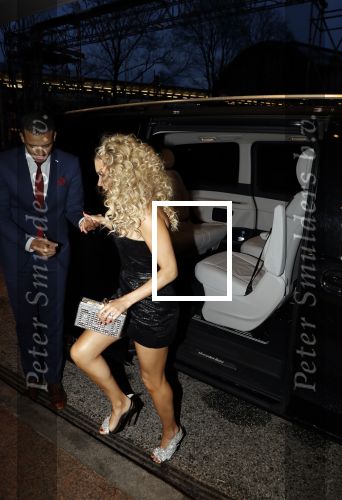 Hamburg 13 april 2018
Sylvie Meis viert haar 40e verjaardag oa met haar vader en moeder en haar broer Daniel. Ze gingen smiddags lunchen in Restaurant Daniel en s avonds was het feest in hotel Radisson Blue in Hamburg.