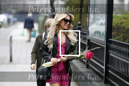 Hamburg 13 april 2018
Sylvie Meis viert haar 40e verjaardag oa met haar vader en moeder en haar broer Daniel. Ze gingen smiddags lunchen in Restaurant Daniel en s avonds was het feest in hotel Radisson Blue in Hamburg.