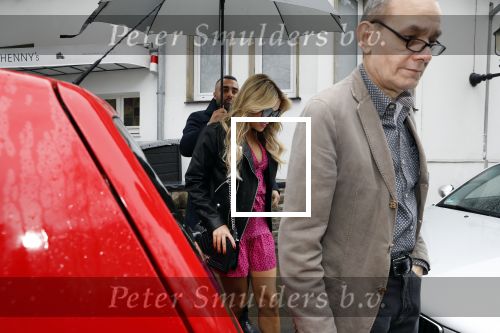 Hamburg 13 april 2018
Sylvie Meis viert haar 40e verjaardag oa met haar vader en moeder en haar broer Daniel. Ze gingen smiddags lunchen in Restaurant Daniel en s avonds was het feest in hotel Radisson Blue in Hamburg.
