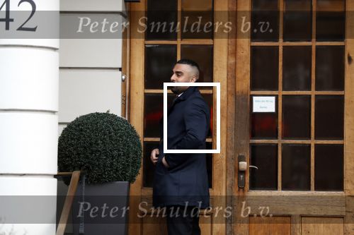 Hamburg 13 april 2018
Sylvie Meis viert haar 40e verjaardag oa met haar vader en moeder en haar broer Daniel. Ze gingen smiddags lunchen in Restaurant Daniel en s avonds was het feest in hotel Radisson Blue in Hamburg. Chauffeur Sylvie