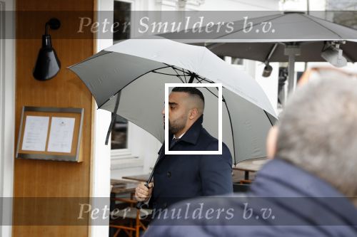 Hamburg 13 april 2018
Sylvie Meis viert haar 40e verjaardag oa met haar vader en moeder en haar broer Daniel. Ze gingen smiddags lunchen in Restaurant Daniel en s avonds was het feest in hotel Radisson Blue in Hamburg. Chauffeur Sylvie