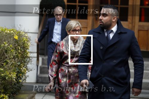 Hamburg 13 april 2018
Sylvie Meis viert haar 40e verjaardag oa met haar vader en moeder en haar broer Daniel. Ze gingen smiddags lunchen in Restaurant Daniel en s avonds was het feest in hotel Radisson Blue in Hamburg.