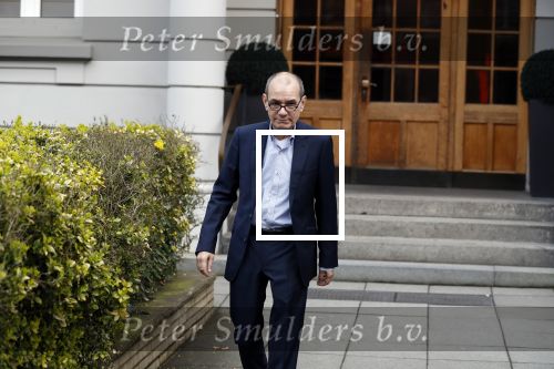Hamburg 13 april 2018
Sylvie Meis viert haar 40e verjaardag oa met haar vader en moeder en haar broer Daniel. Ze gingen smiddags lunchen in Restaurant Daniel en s avonds was het feest in hotel Radisson Blue in Hamburg.