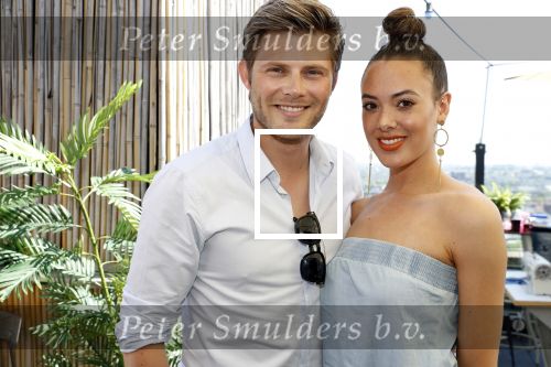 Amsterdam 8 mei 2018
Jeansdrager van het jaar verkeizing in het apollo hotel. Tim Douwsma met Zoey Ivory