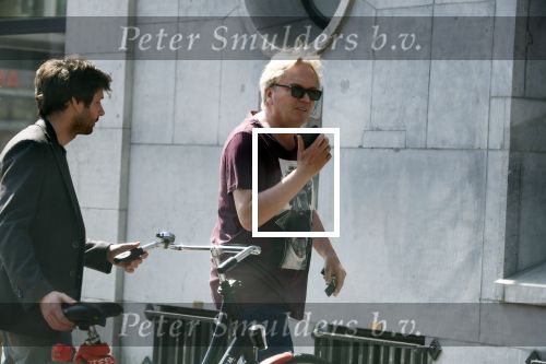 Amsterdam 21 april 2018
Tom Egbers met apart tshirt op straat