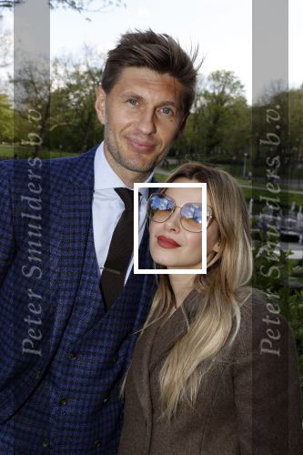 Amsterdam 25 september 2018
Presentatie lâ€™Homo van het blad Linda in Hotel Arena. Linda de Mol reikt het eerste exemplaar uit aan Erwin Olaf Hans v Manen en Hans Klok . Victoria Koblenko en Evgeniy Levchenko