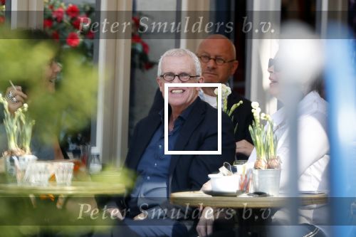 Amsterdam 11 april 2018
Wim de partber van de afgelopen jaar overleden Joop Braakhekke op terras