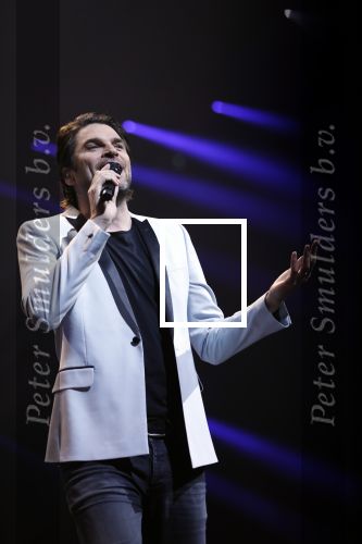 Amsterdam 14 april 2018
Heel holland zingt Hazes in het ziggo dome met oa Andre Hazes Jr Jeroen v d Boom Xander de Buisonje Roxeanne Hazes (zwanger) Peter Beense Trijntje Oosterhuis Danny de Munk Silver Metz en Barry Hay.