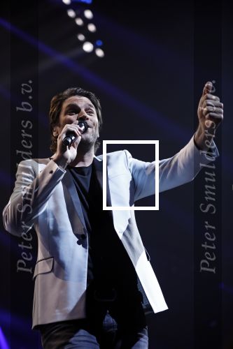 Amsterdam 14 april 2018
Heel holland zingt Hazes in het ziggo dome met oa Andre Hazes Jr Jeroen v d Boom Xander de Buisonje Roxeanne Hazes (zwanger) Peter Beense Trijntje Oosterhuis Danny de Munk Silver Metz en Barry Hay.