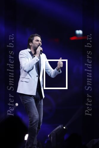 Amsterdam 14 april 2018
Heel holland zingt Hazes in het ziggo dome met oa Andre Hazes Jr Jeroen v d Boom Xander de Buisonje Roxeanne Hazes (zwanger) Peter Beense Trijntje Oosterhuis Danny de Munk Silver Metz en Barry Hay.