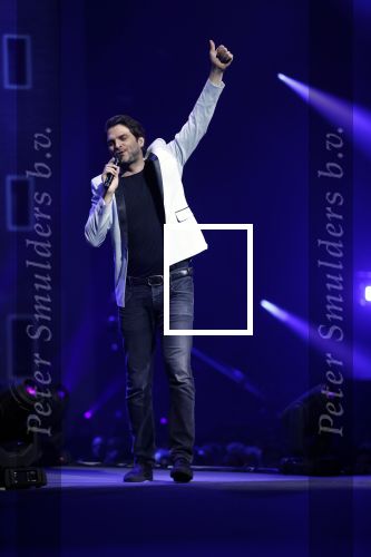 Amsterdam 14 april 2018
Heel holland zingt Hazes in het ziggo dome met oa Andre Hazes Jr Jeroen v d Boom Xander de Buisonje Roxeanne Hazes (zwanger) Peter Beense Trijntje Oosterhuis Danny de Munk Silver Metz en Barry Hay.