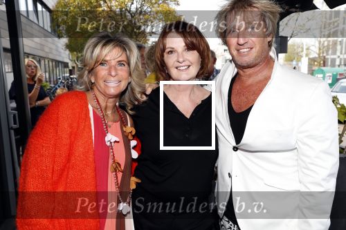 Amsterdam 18 april 2019
Uitreiking boek Patty Harpenau . Alice Zegerius en Michael Overdiek