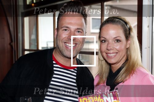Volendam 6 mei 2019
10 jaar magazine 100%NL bij hotel Spaander. Barry Paf met sidekick Patricia v Liemt