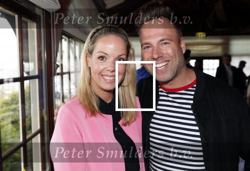 Volendam 6 mei 2019
10 jaar magazine 100%NL bij hotel Spaander. Barry Paf met sidekick Patricia v Liemt