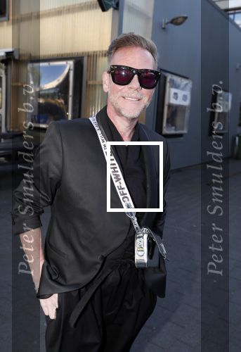 Hilversum 20 mei 2019
Coiffure awards in studio 21. Bastiaan v Schaik kwam met zijn vriendin en actrice â€¦