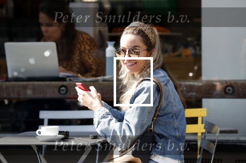 Amsterdam 16 april 2019
Christie Bokma op terras in Amsterdam zuid