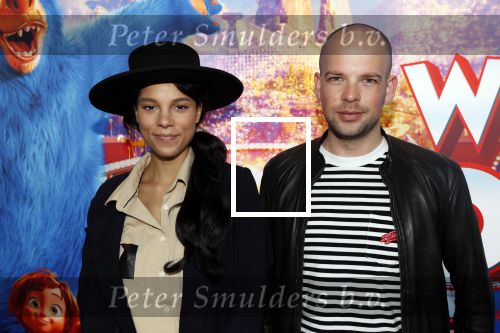 Amsterdam 7 april 2019
Premiere wonderpark in pathe arena. Cloe Leenheer met vriend