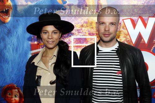Amsterdam 7 april 2019
Premiere wonderpark in pathe arena. Cloe Leenheer met vriend