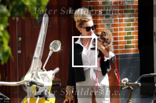 Amsterdam 11 mei 2019
Connie Witteman met haar nieuwe hondje