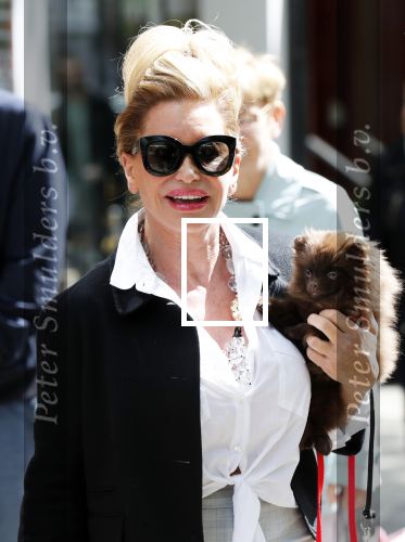Amsterdam 11 mei 2019
Connie Witteman met haar nieuwe hondje