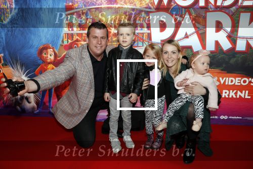 Amsterdam 7 april 2019
Premiere wonderpark in pathe arena. De bellingaâ€™s