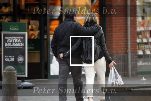 Amsterdam 11 april 2019
Dirk Zeelenberg met zijn vrouw Suus in Amsterdam zuid