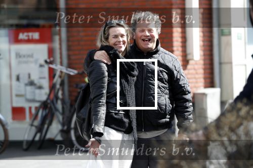 Amsterdam 11 april 2019
Dirk Zeelenberg met zijn vrouw Suus in Amsterdam zuid