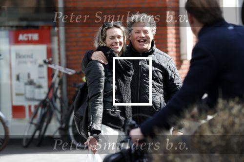 Amsterdam 11 april 2019
Dirk Zeelenberg met zijn vrouw Suus in Amsterdam zuid