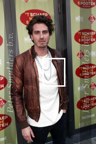 Amsterdam 14 april 2019
Premiere van t schaep met de 5 poten in het deLamar theater. Dorian Bindels