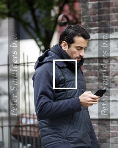 Amsterdam 5 mei 2019
Dotan met een vriendin in het vondelpark.