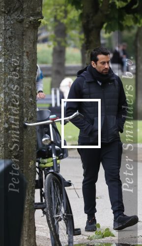 Amsterdam 5 mei 2019
Dotan met een vriendin in het vondelpark.