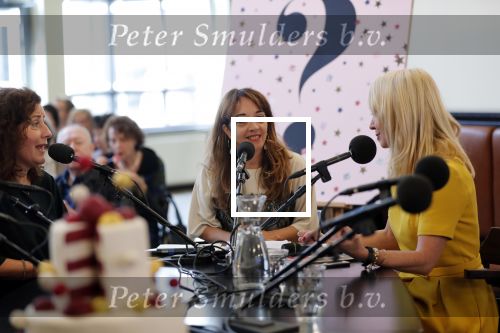 Den Haag 9 april 2019
Presentatie Libelle 85 jaar in cafe Dudok met oa Humberto Tan Ingrid v Engelshoven Hilmar Mulder gepresenteerd door Ebru Umar.